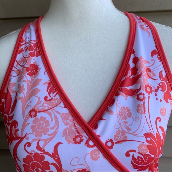 •Danskin•. Athletic Racer Back Top - Size Large - Picture 3 of 8